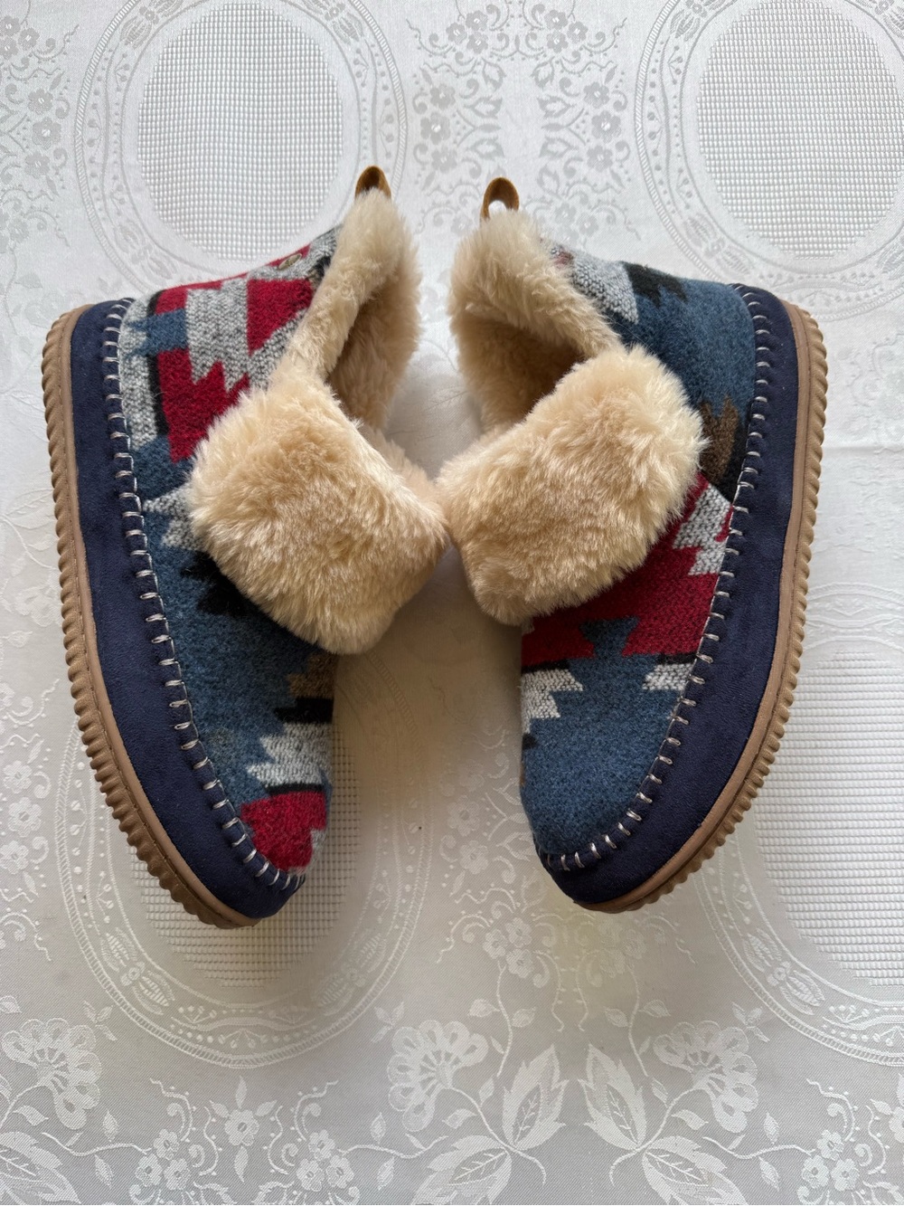 Dearfoams Alpine Mortiz Aztec Bootie House Slippers Women’s Size 10 Faux Fur